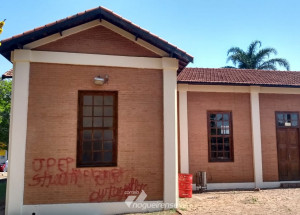 replica-da-estacao-e-alvo-de-vandalismo-em-artur-nogueira-correio-nogueirense