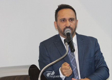 vereador-acusa-executivo-de-querer-burlar-a-lei-de-loteamento-fazendo-doacao-de-rua-correio-nogueirense-2