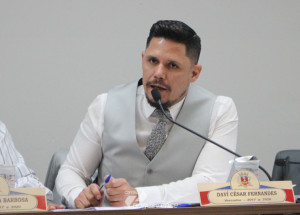 vice-prefeita-se-pronuncia-na-camara-em-defesa-a-mocao-de-repudio-contra-sua-pessoa-correio-nogueirense-davi