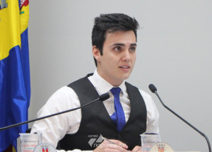 vice-prefeita-se-pronuncia-na-camara-em-defesa-a-mocao-de-repudio-contra-sua-pessoa-correio-nogueirense-lucas