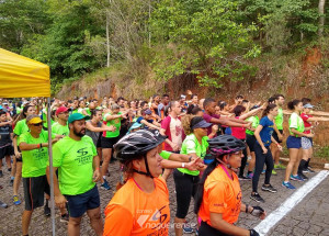 400-competidores-participaram-da-2a-caminhada-e-corrida-santana-em-pedreira-correio-nogueirense