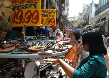 informalidade-no-mercado-de-trabalho-e-recorde-aponta-ibge-correio-nogueirense