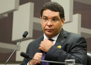 maior-parte-do-abono-salarial-beneficia-menos-pobres-revela-tesouro-correio-nogueirense