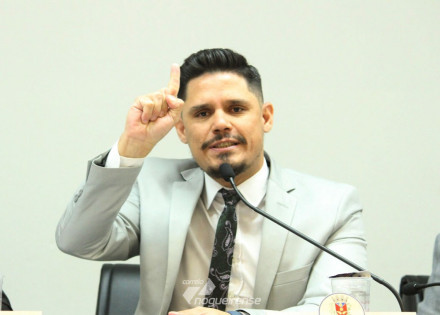 mexeram-com-a-pessoa-errada-nao-fale-do-professor-adalberto-porque-os-senhores-nao-tem-moral-nenhuma-para-fazer-isso-declarou-davi-fernandes-correio-nogueirense