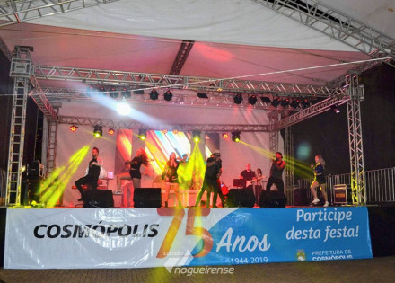 prefeitura-de-cosmopolis-promove-festa-de-aniversario-com-show-na-praca-correio-nogueirense