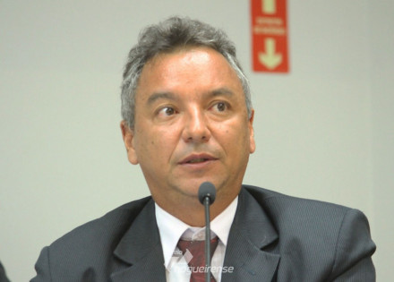 vereador-agradece-deputado-federal-por-verba-que-resultou-em-compra-de-veiculo-para-apae-correio-nogueirense