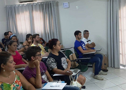 cerca-de-40-comerciantes-participam-do-curso-de-seguranca-e-manipulacao-de-alimentos-em-sumare-correio-nogueirense