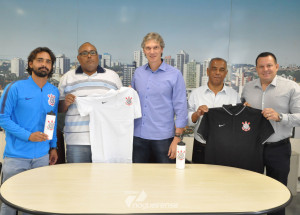 corinthians-e-natacao-americana-anunciam-parceria-correio-noguirense
