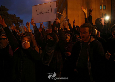 embaixador-britanico-nega-participacao-em-manifestacoes-contra-teera-correio-nogueirense