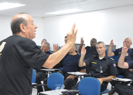 gama-promove-curso-de-libras-para-guardas-municipais-em-americana-correio-nogueirense