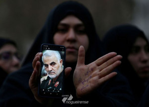 milhares-de-pessoas-participam-do-funeral-de-general-iraniano-correio-nogueirense