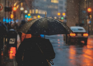 tornados-chuva-forte-e-neve-provocam-danos-no-sul-dos-eua-correio-nogueirense