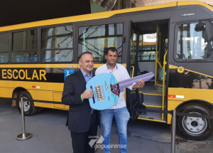 artur-nogueira-recebe-onibus-escolar-do-programa-caminho-da-escola-do-governo-federal-correio-nogueirense