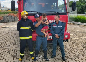 bombeiros-de-sumare-homenageiam-menino-de-3-anos-correio-nogueirense-capa