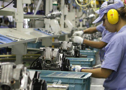 falta-de-trabalhador-qualificado-afeta-metade-das-industrias-no-pais-correio-nogueirense