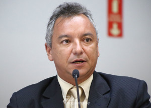 espero-que-o-prefeito-acolha-a-lei-dessa-casa-disse-cristiano-da-farmacia-correio-nogueirense