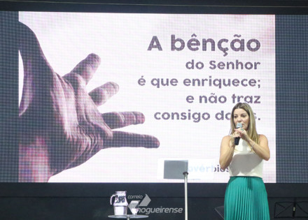 maximize-reune-cerca-de-200-empresarios-para-ouvir-a-historia-de-sucesso-da-educadora-vivian-dutra-correio-nogueirense
