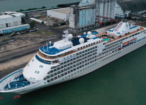 navio-de-cruzeiro-e-mantido-em-isolamento-no-recife-correio-nogueirense