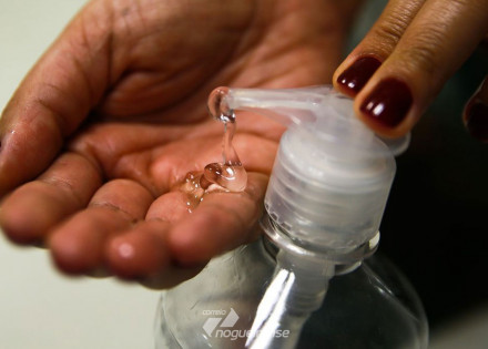 anvisa-alerta-sobre-aumento-de-intoxicacao-por-produtos-de-limpeza-correio-nogueirense