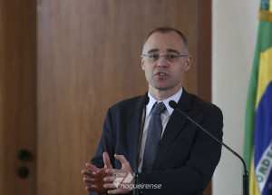 ministro-da-justica-pede-ao-stf-suspensao-de-oitiva-de-weintraub-correio-nogueirense
