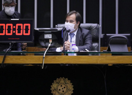 ordem_do_dia_para_votacao_de_propostas_legislativas._presidente_da_camara_dos_deputados_dep._rodrigo_maia_dem_-_rj_2804200158