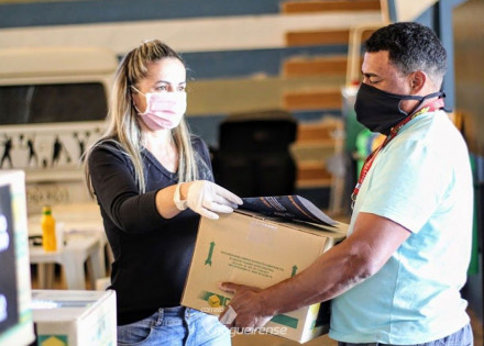 secretaria-de-promocao-social-de-cosmopolis-comeca-a-entrega-de-cestas-basicas-do-programa-alimento-solidario-correio-nogueirense-capa