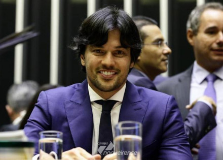 bolsonaro-recria-ministerio-das-comunicacoes-correio-nogueirense