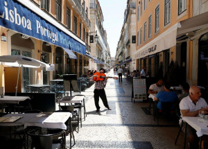 donos-de-comercio-em-lisboa-se-queixam-da-volta-de-restricoes-correio-nogueirense