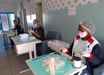 contra-a-covid-19-projeto-mascaras-do-bem-do-fundo-social-de-sumare-chega-a-15-mil-mascaras-confeccionadas-correio-nogueirense