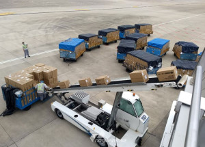 covid-19-voo-com-carga-de-mascaras-cirurgicas-chega-ao-brasil-correio-nogueirense