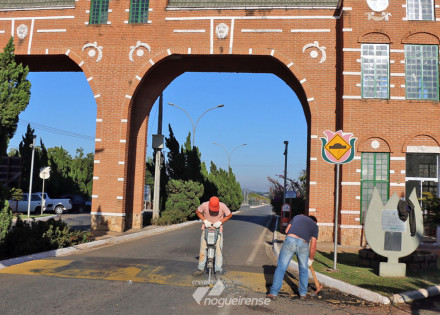 obras-na-regiao-do-portal-turistico-de-holambra-provocam-alteracao-no-transito-a-partir-de-hoje-correio-nogueirense