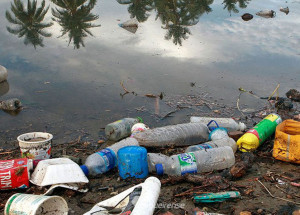 plastico-nos-oceanos-pode-chegar-a-600-milhoes-de-toneladas-em-2040-correio-nogueirense