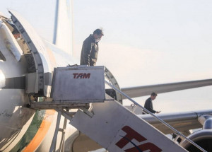 presidente-sobrevoa-areas-afetadas-por-ciclone-em-santa-catarina-correio-nogueirense