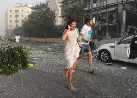 2020-08-04t180606z_586801580_rc257i96f6xb_rtrmadp_3_lebanon-security-blast