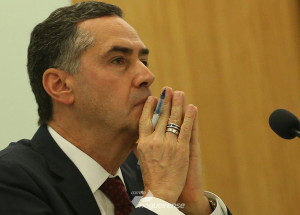 barroso-fara-convite-para-oea-acompanhar-eleicoes-municipais-correio-nogueirense