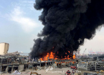 incendio-atinge-area-do-porto-de-beirute-um-mes-apos-grande-explosao-correio-nogueirense