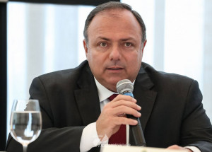 ministerio-da-saude-retira-covid-19-da-lista-de-doencas-de-trabalho-correio-nogueirense