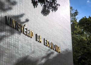 queda-do-pib-brasileiro-foi-menor-do-que-em-outros-paises-diz-governo-correio-nogueirense