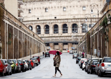 2020-03-26t104839z_740829701_rc2mrf9f5gv8_rtrmadp_3_health-coronavirus-italy