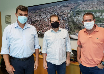 prefeito-nilson-gaspar-recebe-visita-do-deputado-federal-paulinho-da-forca-correio-nogueirense