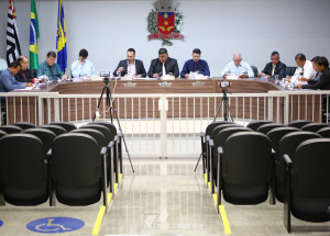 camara-sessão-vereadores-correio-nogueirense