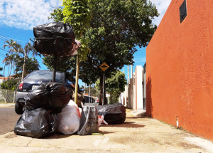 moradores-reclamam-de-falta-de-coleta-de-lixo-em-artur-nogueira-correio-nogueirense-capa