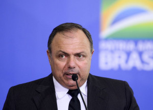 pazuello-diz-que-brasil-tem-300-milhoes-de-doses-de-vacinas-garantidas-correio-nogueirense