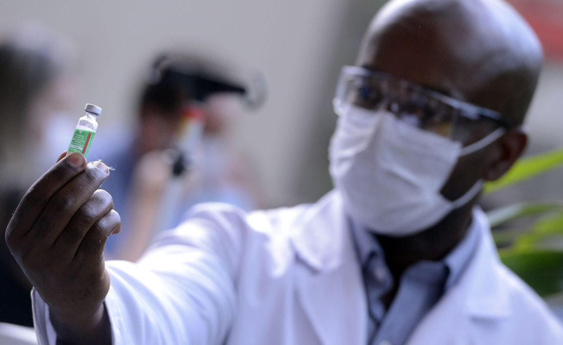 002_astrazeneca_oxford_fiocruz230120210914