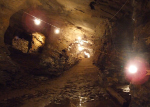 china-trabalhadores-estao-retidos-em-mina-de-ouro-apos-explosao-correio-nogueirense