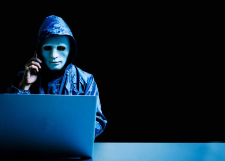 golpistas-simulam-agendamento-de-vacina-contra-covid-19-e-clonam-dados-correio-nogueirense