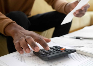 numero-de-brasileiros-com-dividas-cresce-no-fim-de-2020-correio-nogueirense