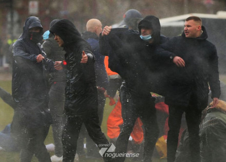 paises-baixos-protestos-contra-restricoes-terminam-com-240-detidos-correio-nogueirense