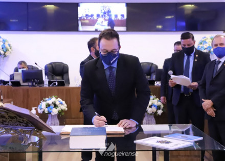 reeleitos-com-67-571-votos-prefeito-luiz-dalben-e-vice-henrique-do-paraiso-tomam-posse-em-sumare-correio-nogueirense