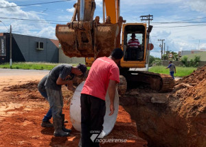 saean-realiza-troca-de-poco-de-visita-para-conter-vazamento-de-esgoto-correio-nogueirense